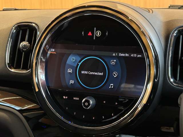 上質な乗り心地と快適なドライブをお楽しみ頂ける1台です。