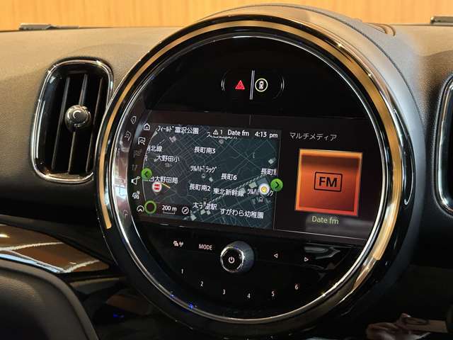 上質な乗り心地と快適なドライブをお楽しみ頂ける1台です。