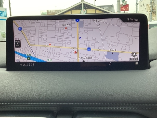 10.25インチセンターディスプレイにナビやフルセグTV、インターネットラジオやBluetoothなどのエンターテーメント機能を凝縮したマツダコネクト！