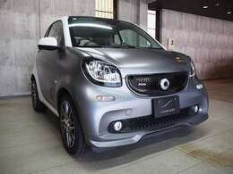 チタニアグレーマット/ホワイトツートーンカラー