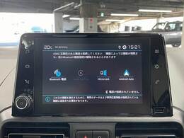 純正Dオーディオ装備！！　BluetoothやApple CarPlayなどお楽しみいただけます！！