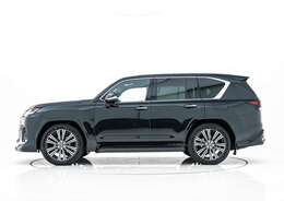 【メーカーオプション】●265/50R22 109Vタイヤ＆22×8J鍛造アルミホイール（切削光輝＋ブラック塗装)385,000<span class=
