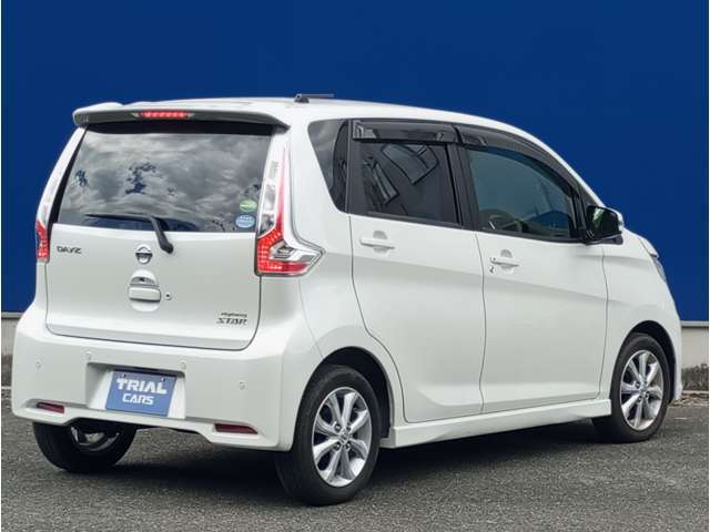 【下取り】どんなお車での　”2万円～買取保証”　をおこなっております♪