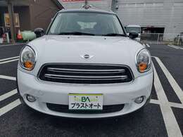 今回ご紹介させて頂く車両はMINIのクロスオーバーになります。