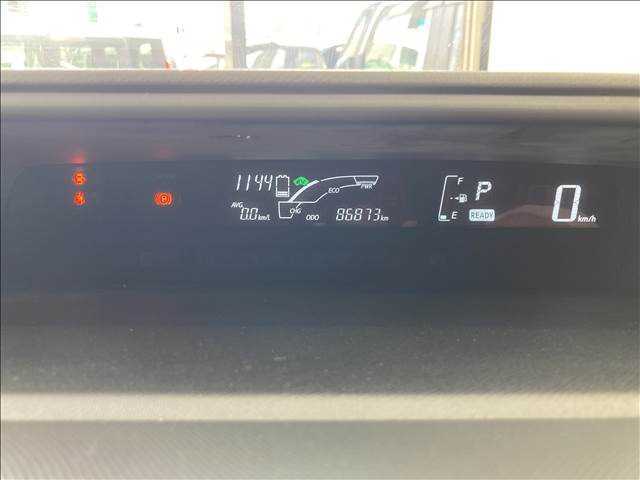 ☆自社ローン取り扱い☆日本全国納車可能！北は北海道～南は沖縄に数々の納車の実績がございます！提携陸送会社の専属ドライバーがお客様のお車を安全にお届け致します。お気軽にご相談ご相談下さいませ！