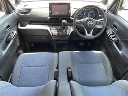 【インパネ全体】『インパネ全体』の画像になります。写真の内容に関してご不明点、ご質問等がございましたらお気軽にガリバー店舗までお問い合わせください。