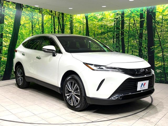 大好評のボディコーティング「弾スプラッシュコート」もご納車までに施工可能。通常のガラスコートと異なる、耐久年数6年の無機質ガラスコーティングが、ボディをキレイな状態に保ってくれます。