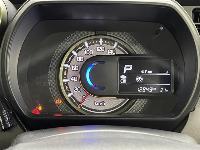 【スピードメーター】メーターがシンプルで見やすく運転しやすいですね！