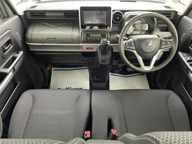 【インパネ全体】全方位で視界が広く、高い目線で運転もしやすいです！