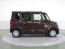 さらに、無料保証期間1年に安心をプラスする1年または2年、走行距離無制限のロングラン保証（有料）をお選び頂く事もできます。