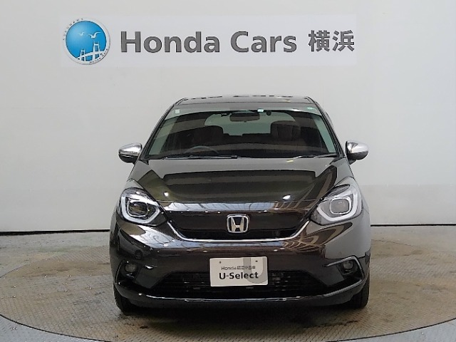 Honda認定中古車はU-Select保証1年付きで、有料で最長5年まで延長可能です。またU-Select　Premium保証の中古車は無料保証2年付きで、有料で最長5年まで延長可能です。