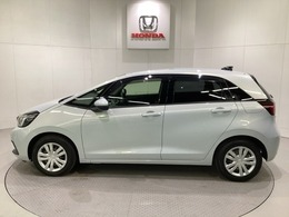 購入後も自社指定整備工場完備でお客様の愛車をしっかりサポート致します！御納車時には安全かつ安心してお乗り頂けるようホンダ専門知識を持つ整備スタッフが点検・整備・装備も説明をしてお渡ししております。