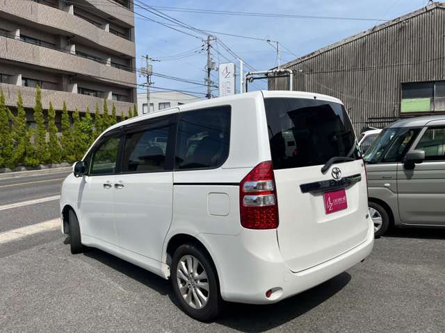 旧車・中古車！お車の事ならカーショップアズ♪【TEL(無料)　0078-6002-708147】自社工場完備なので、ご購入後のアフターフォローもお任せ下さい！
