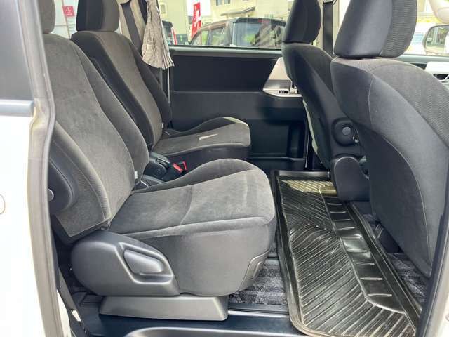 旧車・中古車！お車の事ならカーショップアズ♪【TEL(無料)　0078-6002-708147】自社工場完備なので、ご購入後のアフターフォローもお任せ下さい！