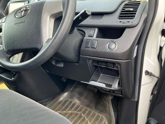 旧車・中古車！お車の事ならカーショップアズ♪【TEL(無料)　0078-6002-708147】自社工場完備なので、ご購入後のアフターフォローもお任せ下さい！