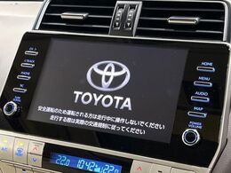 【メーカー純正ナビ】インテリアに溶け込むスタイリッシュな「専用設計」メーカーナビを装備♪視認性や操作性など基本性能にも優れ、より上質なカーライフをお楽しみいただけます。