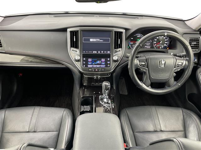 【インパネ全体】全方位で視界が広く、高い目線で運転もしやすいです！