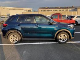 静岡ダイハツの中古車は、展示前に徹底した洗車や室内清掃を実施しております。