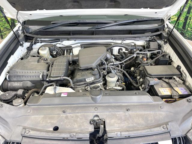 親切・丁寧な専門メカニックスタッフが応対！・車検・点検整備・事故等の修理などアフターサービスも安心。お車のカスタマイズもネクステージのサービススタッフまでご相談ください！