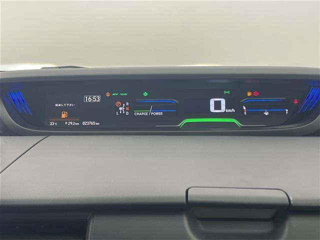 【スピードメーター】メーターがシンプルで見やすく運転しやすいですね！