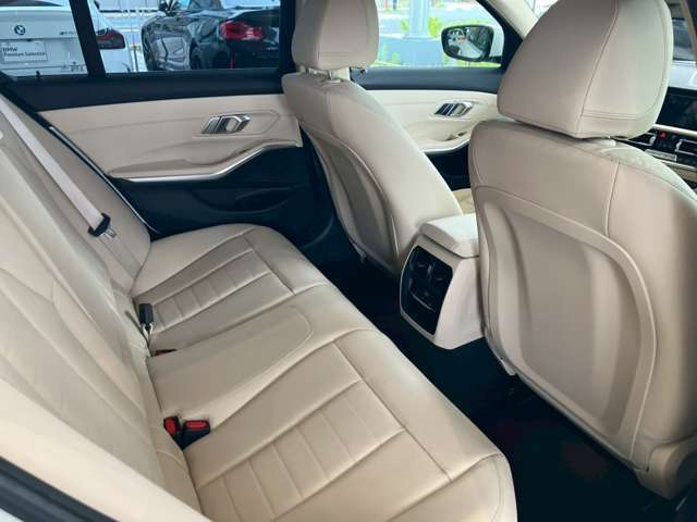 BMW　Premium　Selection　調布/〒182-0015東京都調布市八雲台2-14-1/TEL.042-426-1166/営業時間：10：00-18：00