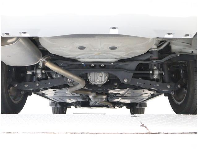 ■ご納車前に、弊社整備工場でしっかり点検・整備を実施いたしますので、ご納車後も安心してお乗りいただけます。なお、整備費用は車両本体価格に含まれています。