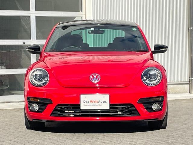 ドイツ車はフロントマスクに特徴がございます。一目でThe Beetleと分かるデザインです。在庫状況もお気軽にお問い合わせください。