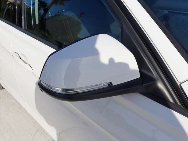 第三者検査専門機関AISによる厳正な車両検査を受けており車両品質評価書も発行されます。