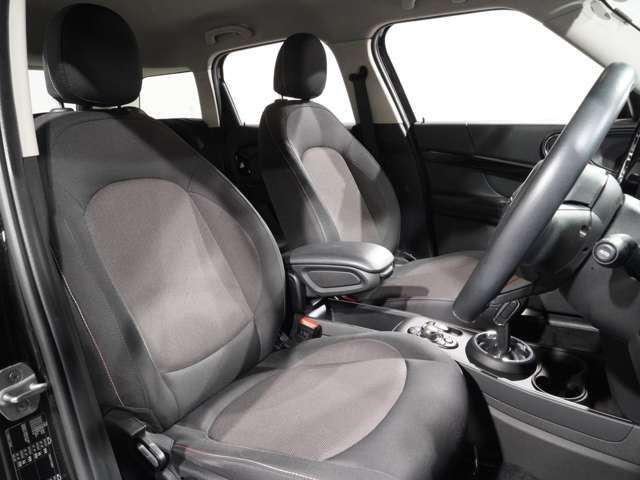 ■※注意※ショールーム以外のモータープールにて保管している車輌が多数あるため、実車をご覧になりたい場合は、お手数ですがご来店前に事前確認のご連絡を頂きますようお願い致します。