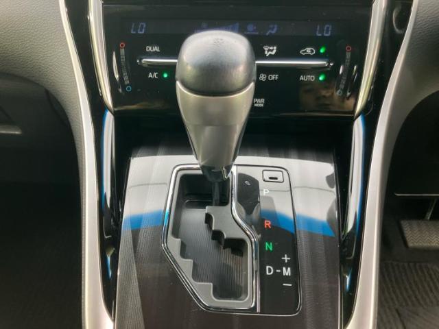 国産車から輸入車まで多様なお客様のニーズのお応えできるように、全国規模で豊富な在庫展開！車のことならWECARSへ！