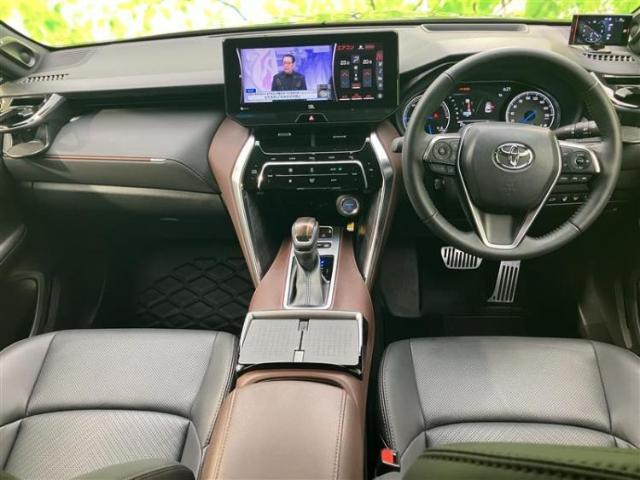 「この車の写真をもっと見たい」「状態が気になる」「この装備はついている？」どんな小さな疑問でもお気軽にお問い合わせください！