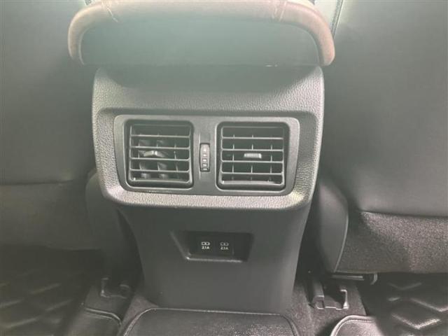 お車に合わせて無料保証以外にも、保証範囲、期間、距離を拡充させた有料保証もご用意しております！中古車の購入が初めてで不安・・・というお客様もご安心ください！