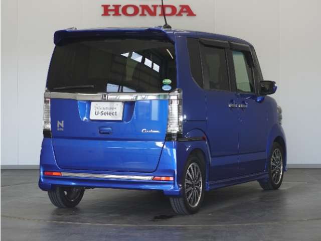 車両本体価格以外に必要な諸費用を含めたお支払い総額で検討して下さい！車両価格は安いけど諸費用が高い！なんてことにならないように当店は購入に必要な金額＝総額を表示しております！