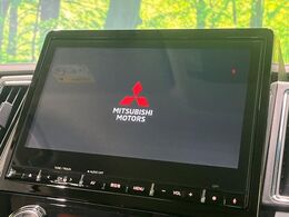 【純正ナビ】人気の純正ナビを装備。オーディオ機能も充実しており、Bluetooth接続すればお持ちのスマホやMP3プレイヤーの音楽を再生可能！毎日の運転がさらに楽しくなります！！