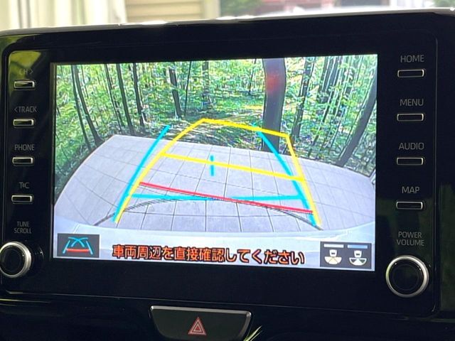 【バックカメラ】駐車時に後方がリアルタイム映像で確認できます。大型商業施設や立体駐車場での駐車時や、夜間のバック時に大活躍！運転スキルに関わらず、今や必須となった装備のひとつです！