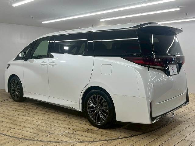 中部地区最大級のSUV・ミニバン専門店。中古車から新車・登録済未使用車まで幅広く取り扱いしております。グッドスピードでは総在庫3000台以上を常時展示しており、品質に拘った車両を展示しております。