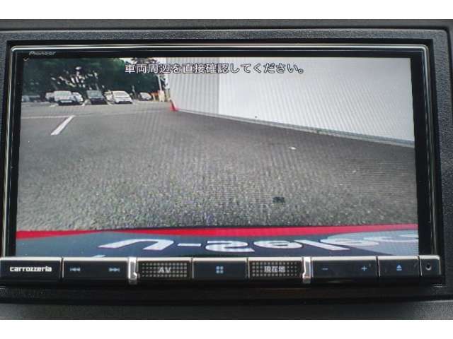 ☆バック時に後方がリアルタイム映像で確認☆駐車時や夜間のバック時に大活躍☆運転スキルに関わらず必須装備☆