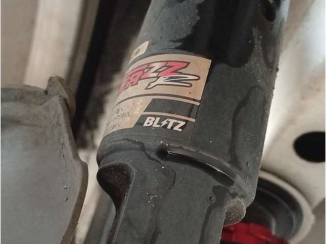 ブリッツ製車高調装備！！