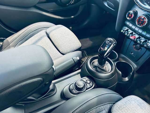 LIBERALAグループの在庫車両を当店で購入納車可能です！！