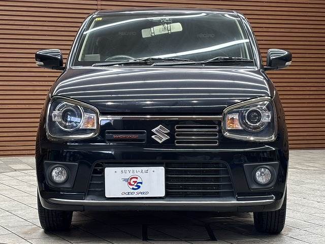 当店お薦めのボディガラスコーティング【FLAQS】はいかがでしょうか？中古車の輝きを取り戻す、ボディーガラスコーティングです。スタッフもお薦めのオプションです！