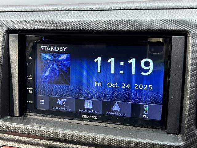 【AppleCarPlay】お手持ちのスマホを接続して、ナビ画面で簡単に操作出来ます。