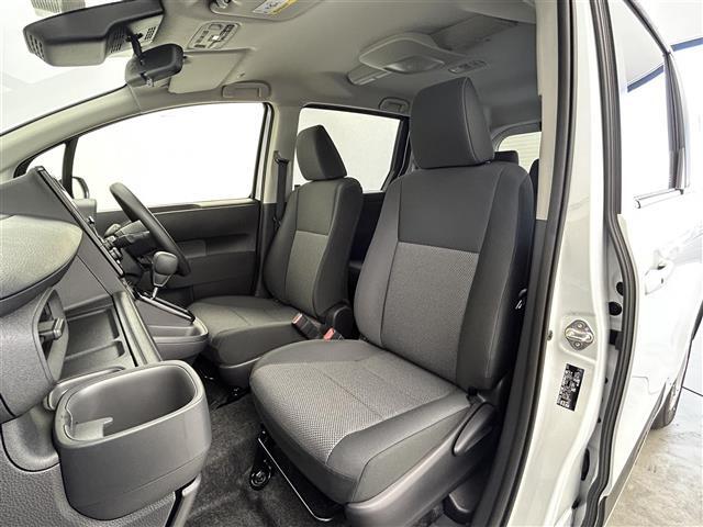 【助手席】『助手席周辺』の画像になります。写真の内容に関してご不明点、ご質問等がございましたらお気軽にガリバー店舗までお問い合わせください。