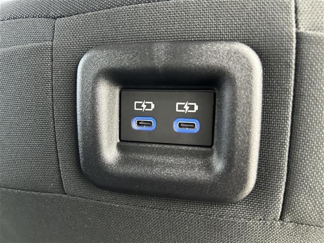 商談ルームにはキッズルームも完備しています☆お子様連れでもゆっくりとお車をお選びいただけます！