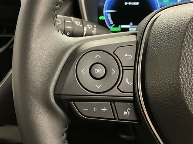 運転席廻りの画像になります