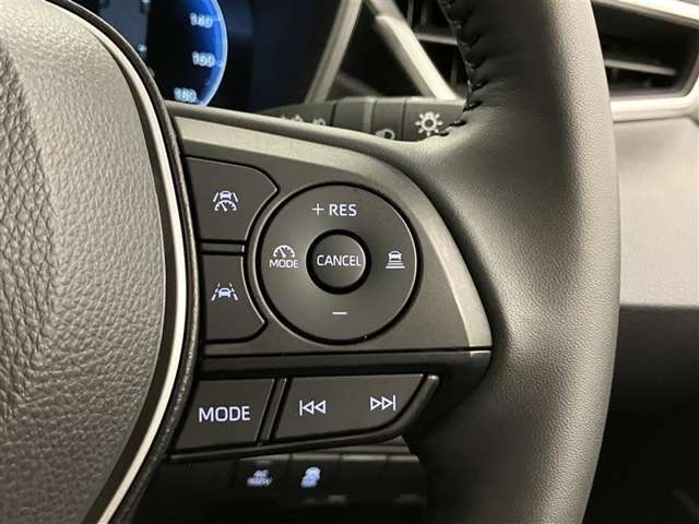 運転席廻りの画像になります