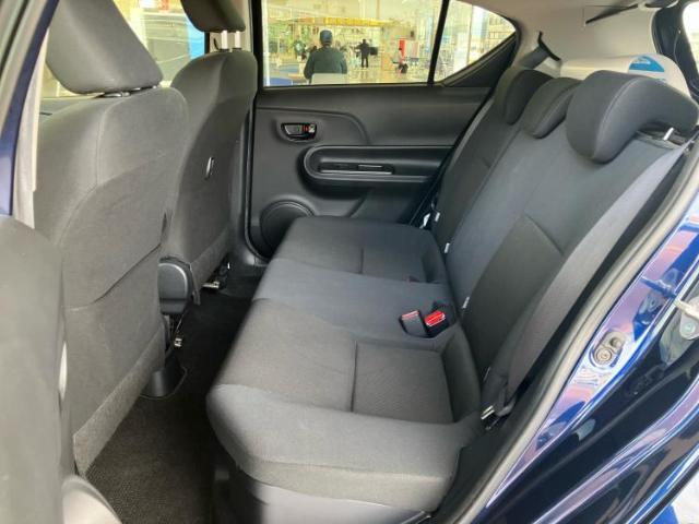 WECARSでは各商談席に大型モニターをご用意しております！見やすい大画面でゆったりと全国の在庫をご覧いただけます！是非ご来店お待ちしております！