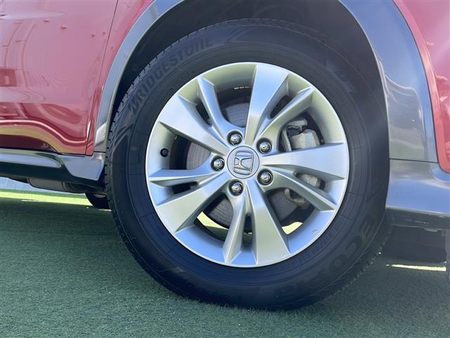 【ライト・ランプ】ワレもなく綺麗な状態なので、悪天候や夜間の走行も視界良好で安心してお乗りいただけます。ヘッドライト・ホイール・フロントガラスなど色々な部分コーティングをご用意しております！