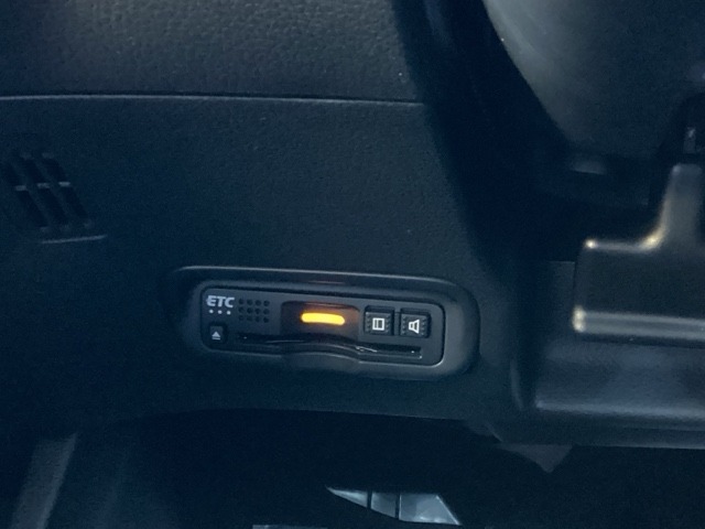 ETC付いてます。ETCが使用可能な道路通行料はキャッシュレスでスマートに走行できます。再セットアップして納車致します。