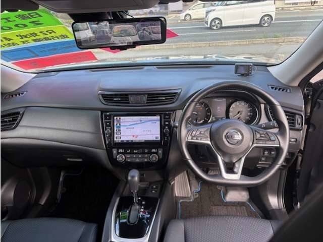 【各種メーカー取り扱いしてます】日産プリンス中古車センターでは、日産車をメインに他メーカーも取り揃えております。気になる車種などありましたらお電話、メールなどお問い合わせください。TEL019-635-4336