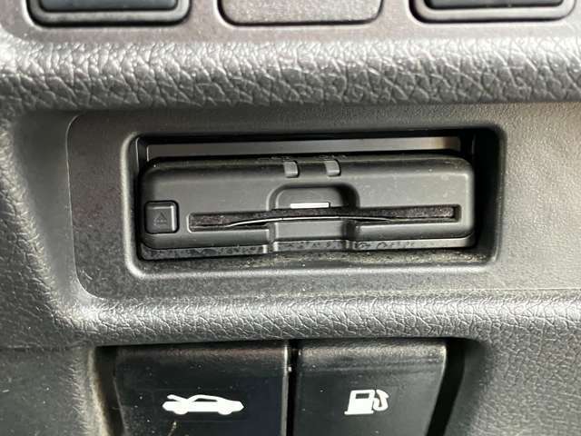 【ETC】高速の乗り降りの際、決済がスムーズに！！お客様の運転をサポート致します。面倒な一回一回の料金支払いもこれで楽ちん！！